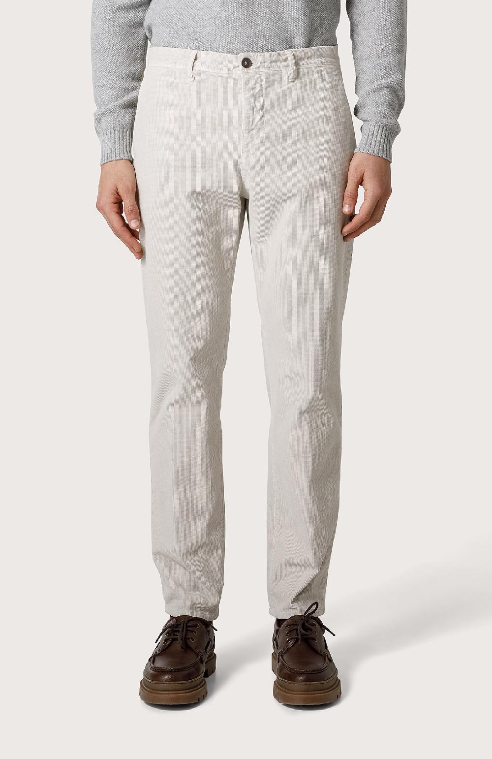 Seventy Chino in velluto - Col. Bianco Fino al 65% di sconto