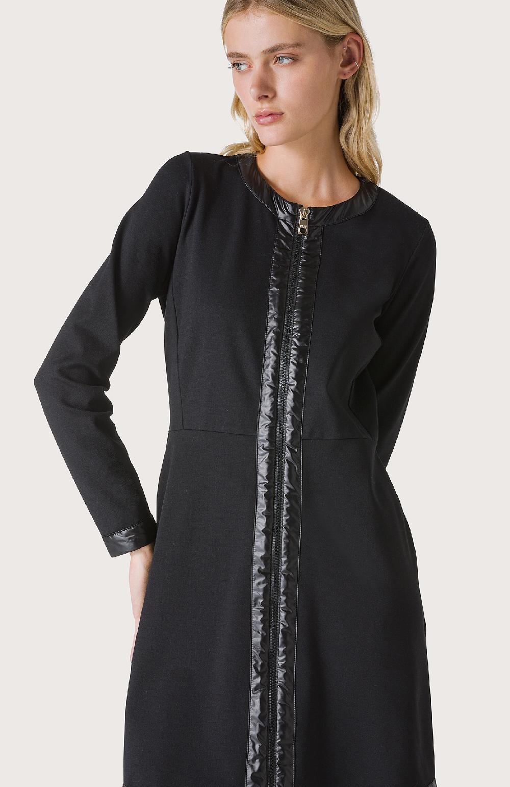 Seventy Abito con bordi in contrasto e zip - Col. Nero Offerta speciale della fabbrica