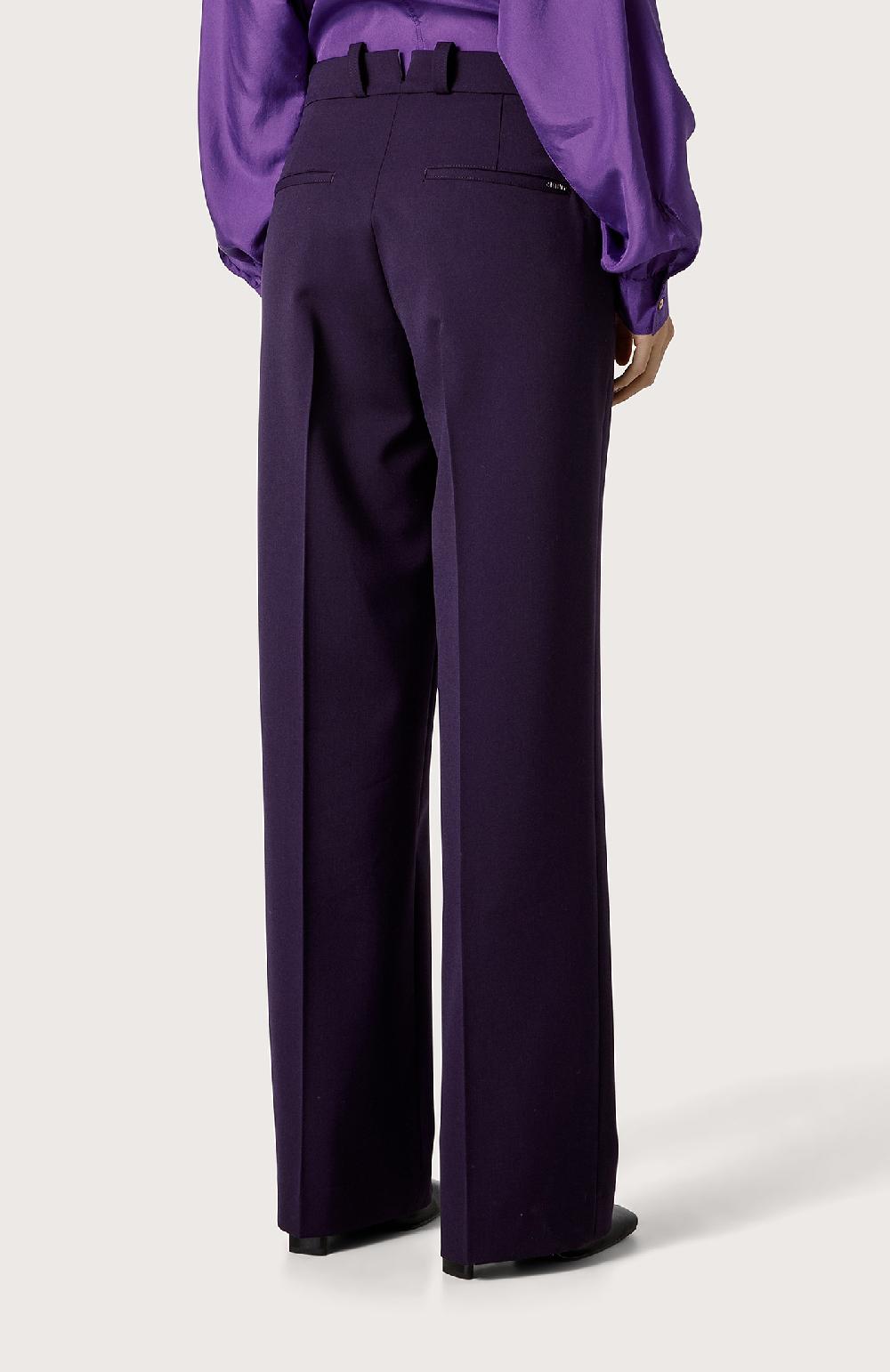 Seventy Pantalone in gabardina stretch - Col. Viola Comprane uno, ottenene uno gratis