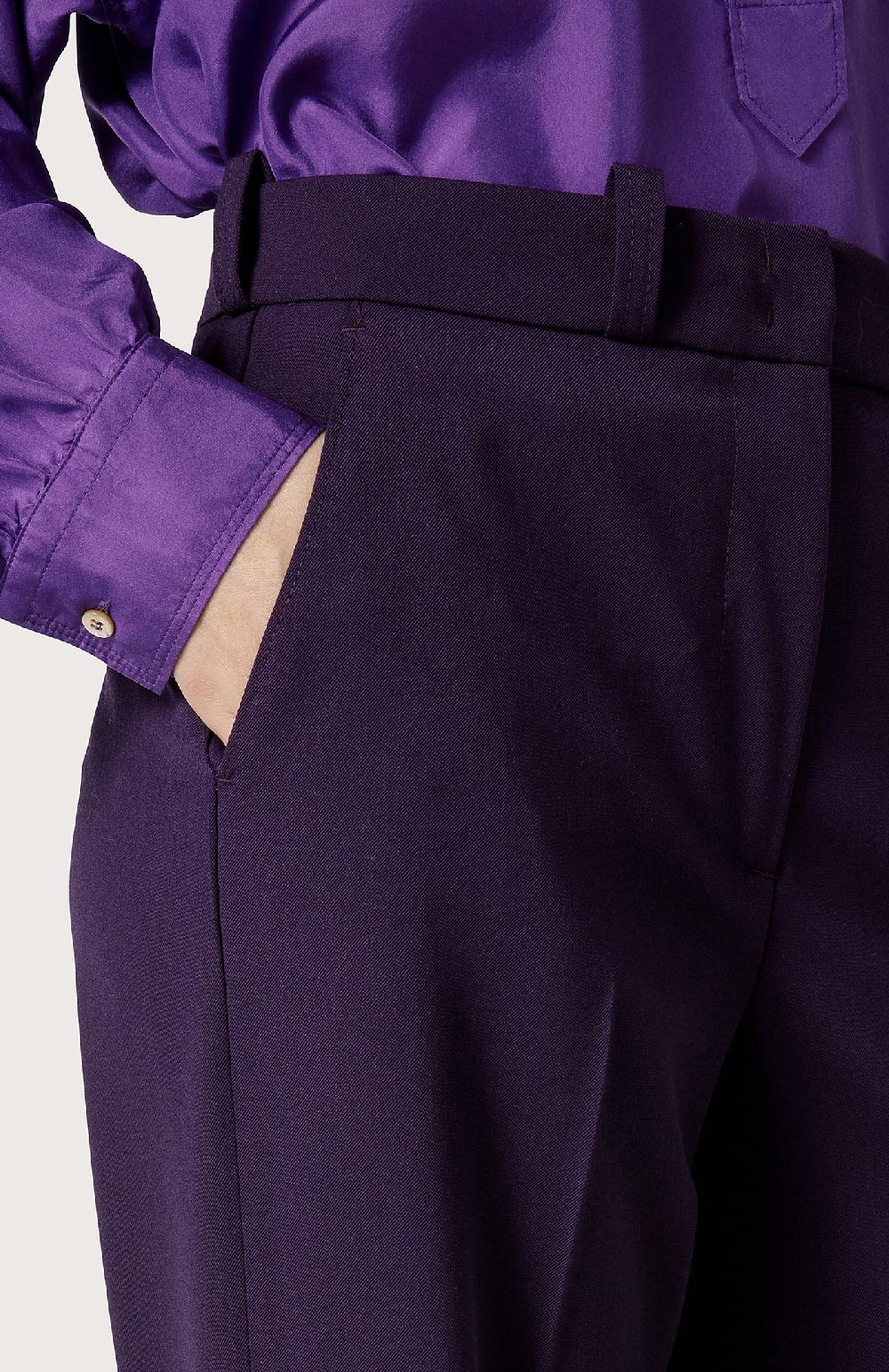 Seventy Pantalone in gabardina stretch - Col. Viola Comprane uno, ottenene uno gratis