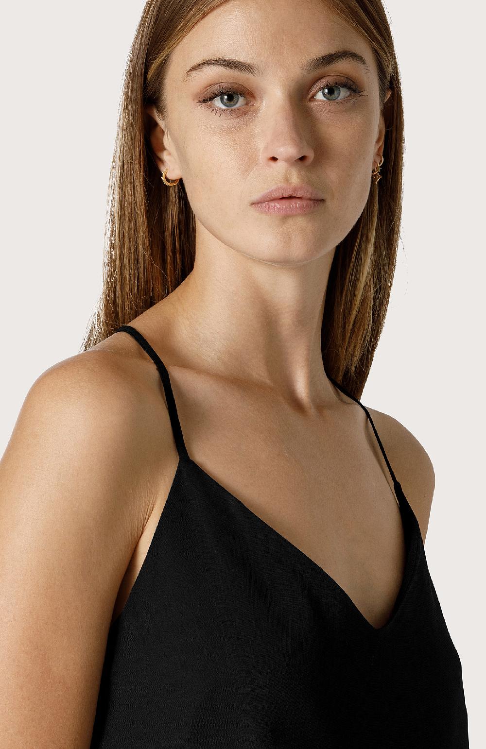 Seventy Top in cady leggero - Col. Nero Offerta migliore