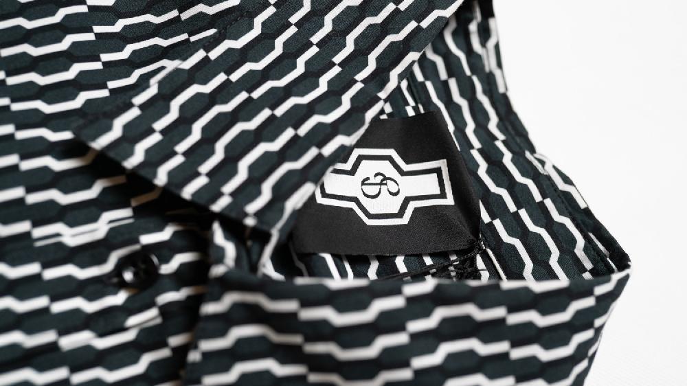 Stories Milano CAMICIA MONOGRAM OBSESSION – FOG Sconto di tempo limitato