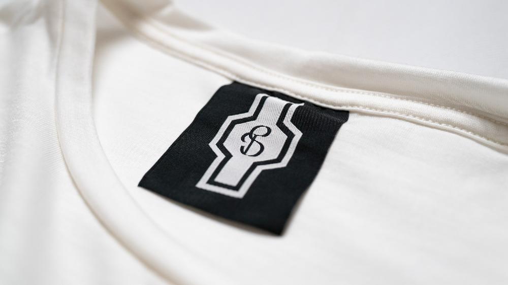 Stories Milano T-SHIRT | ISSUE Prezzo di fabbrica