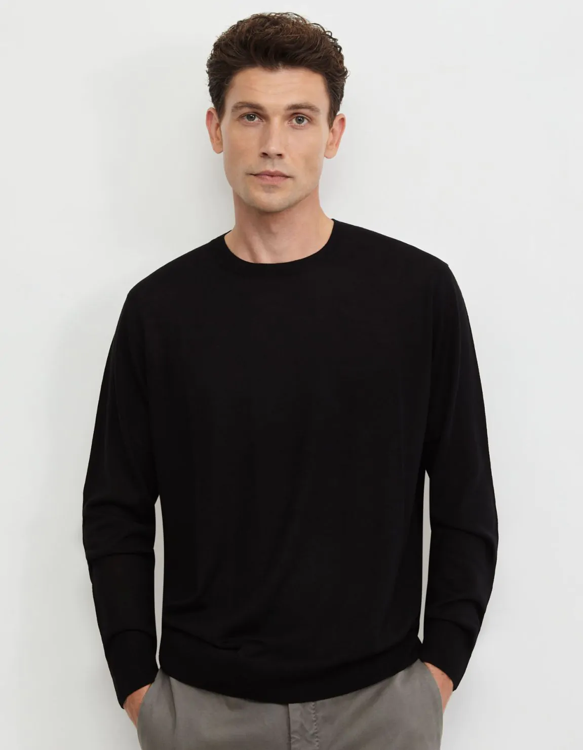 Xacus Maglia Nero Filato lana merino finezza 18 Offerte