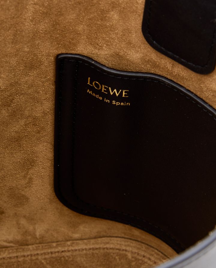 Loewe MINI PEBBLE BUCKET BORSA IN PELLE Vendita