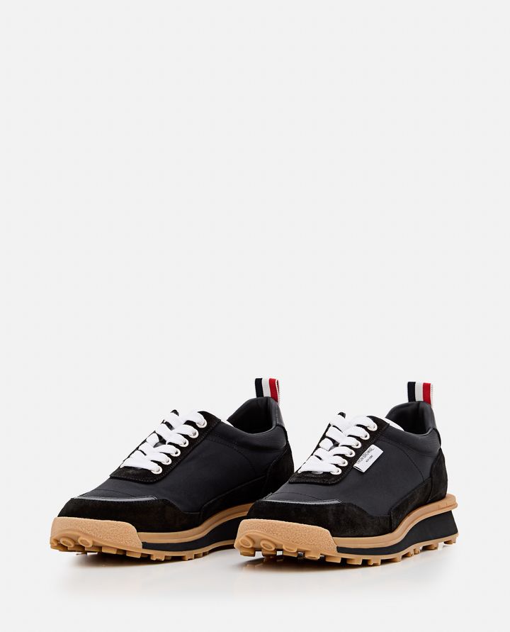Thom Browne ALUMNI TRAINER IN TECH NYLON Affare Del Giorno