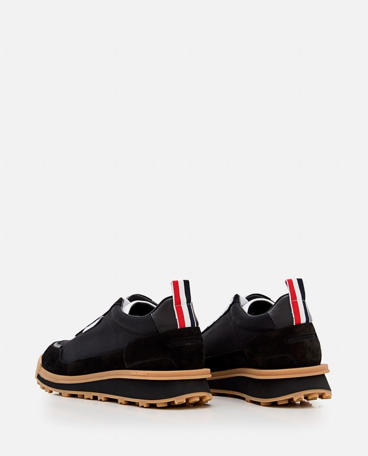 Thom Browne ALUMNI TRAINER IN TECH NYLON Affare Del Giorno