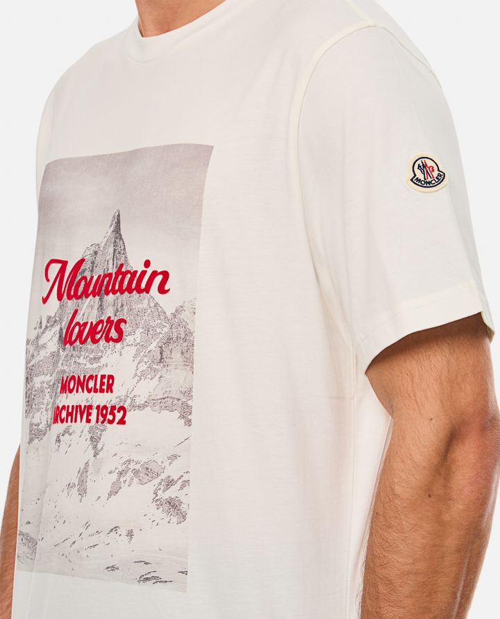 Moncler T-SHIRT CON STAMPA Offerta Giorno del Papà