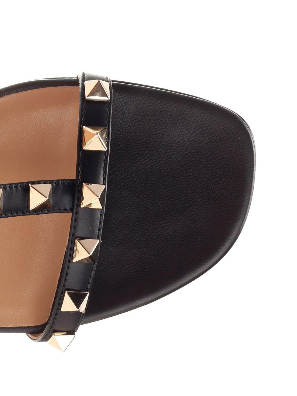 Al Duca D'Aosta Valentino Garavani Sandali alla schiava "Rockstud" Ritorno libero