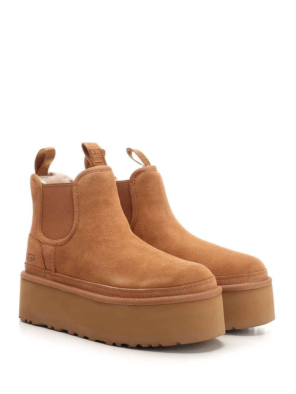 Al Duca D'Aosta Ugg Stivaletti Chelsea platform Sconti VIP