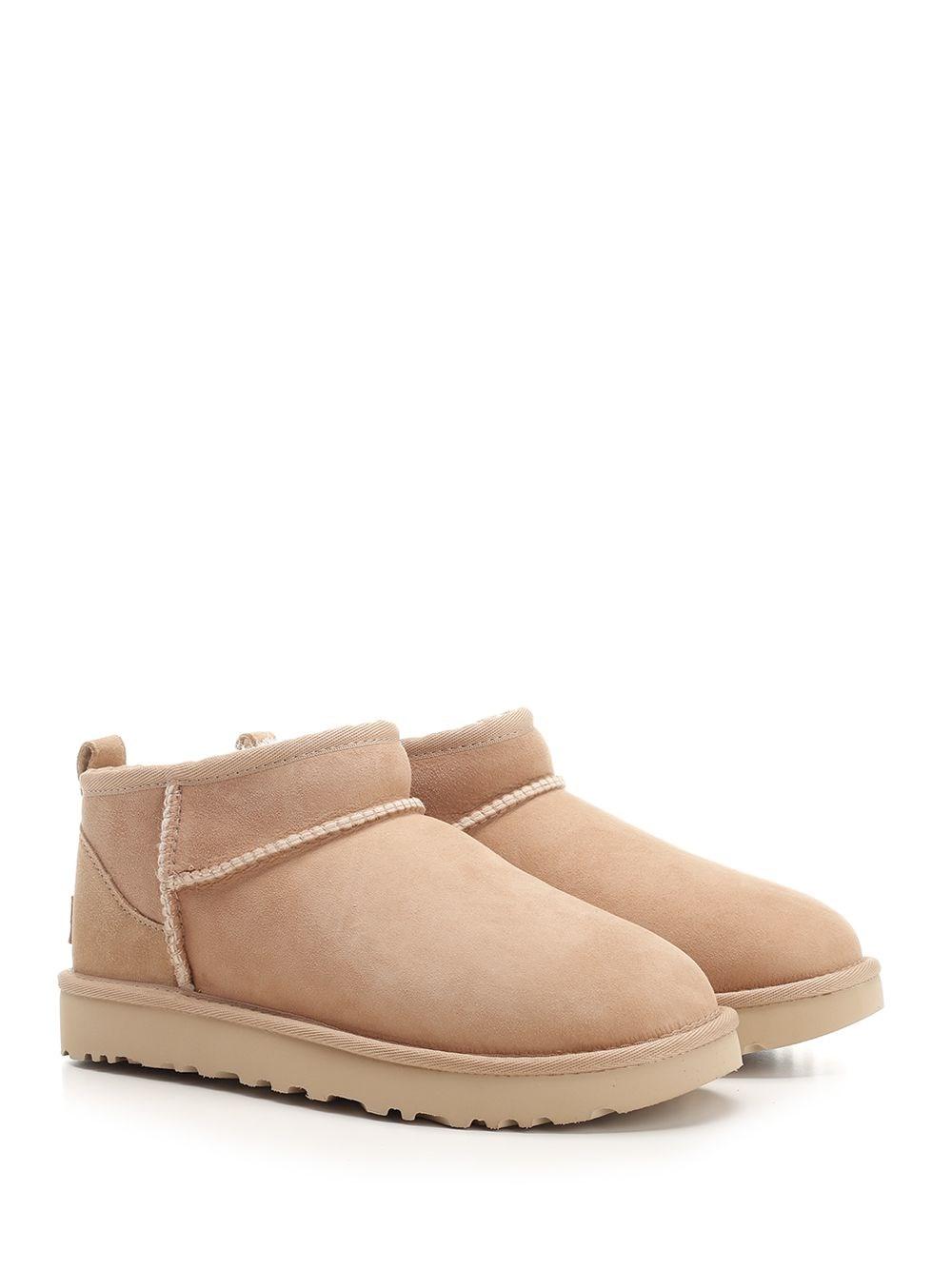 Al Duca D'Aosta Ugg Stivaletti "Classic Ultra Mini" Ritorno libero